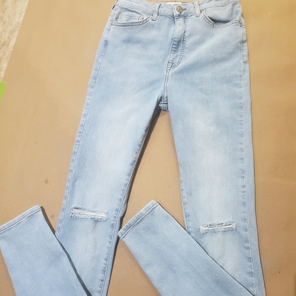 Women's - Forever 21 Sculpted High-Rise Skinny Jeans - Distressed